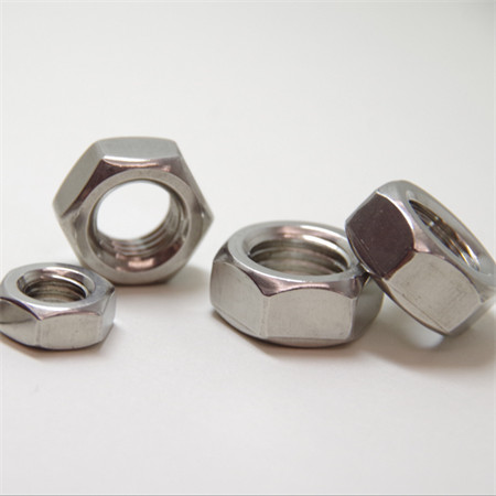 304 Rustfritt stål A2 DIN 1587 Hex Dome Cap Mutter