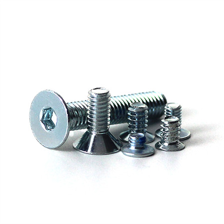 Engros Taktekking Selvskjærende Treskruer 30mm M4.2 M5 M6 M7 Galvanisert Ss Rustfritt stål Pan Head Phillips Selvskjærende skrue